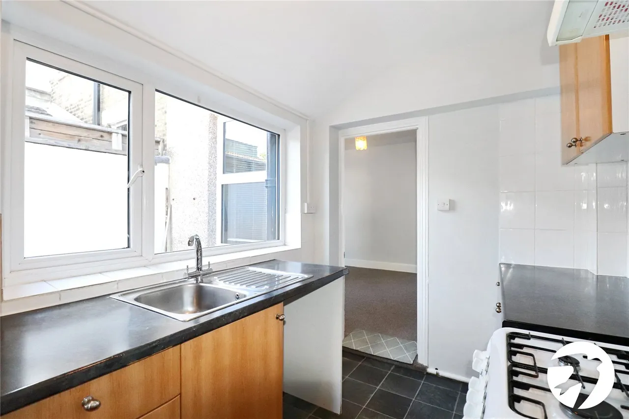 Howarth Road, London, SE2, photo 9