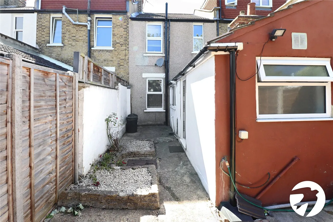 Howarth Road, London, SE2, photo 8