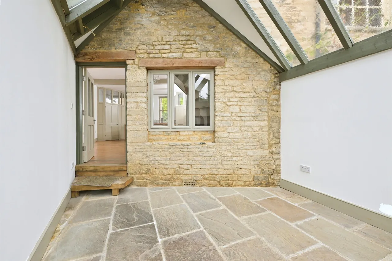 North Street, Peterborough, PE8, photo 12