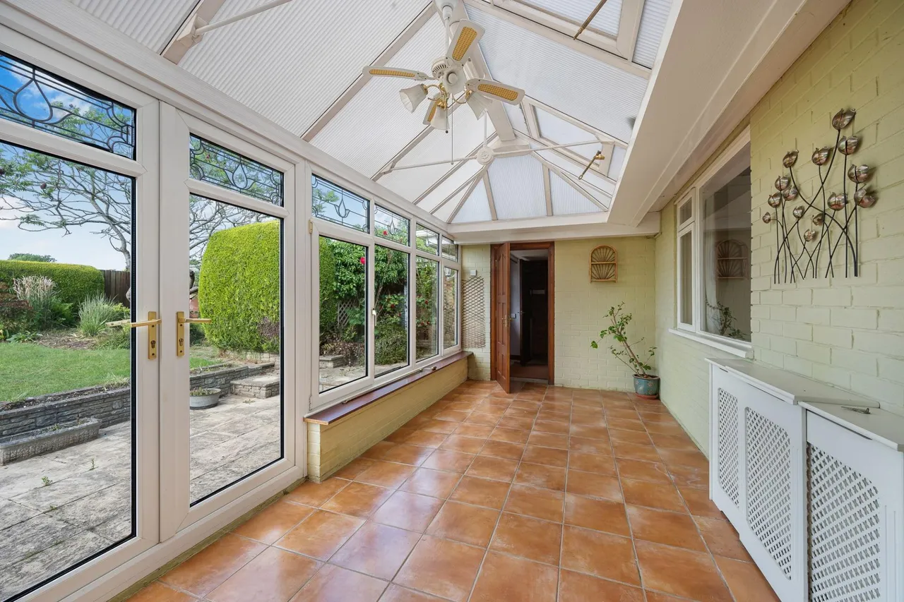 High Street, Hagworthingham, PE23, photo 9