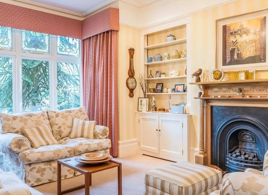 Ormond Avenue, Hampton, TW12, photo 12