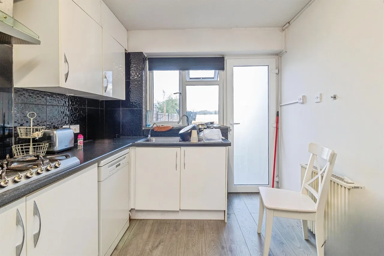 White Horse Close, Hockliffe, LU7, photo 8