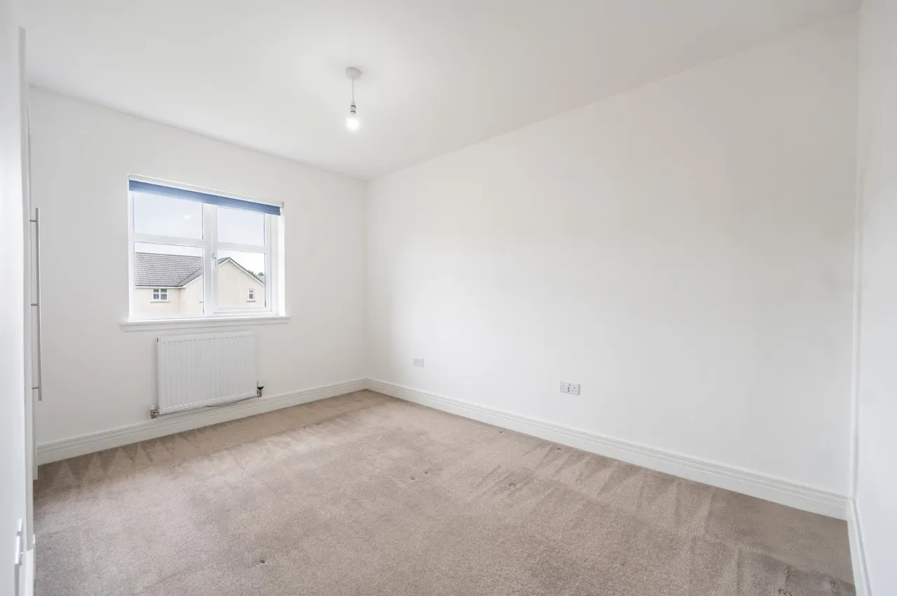 Raeside Grove, Newton Mearns, G77, photo 11