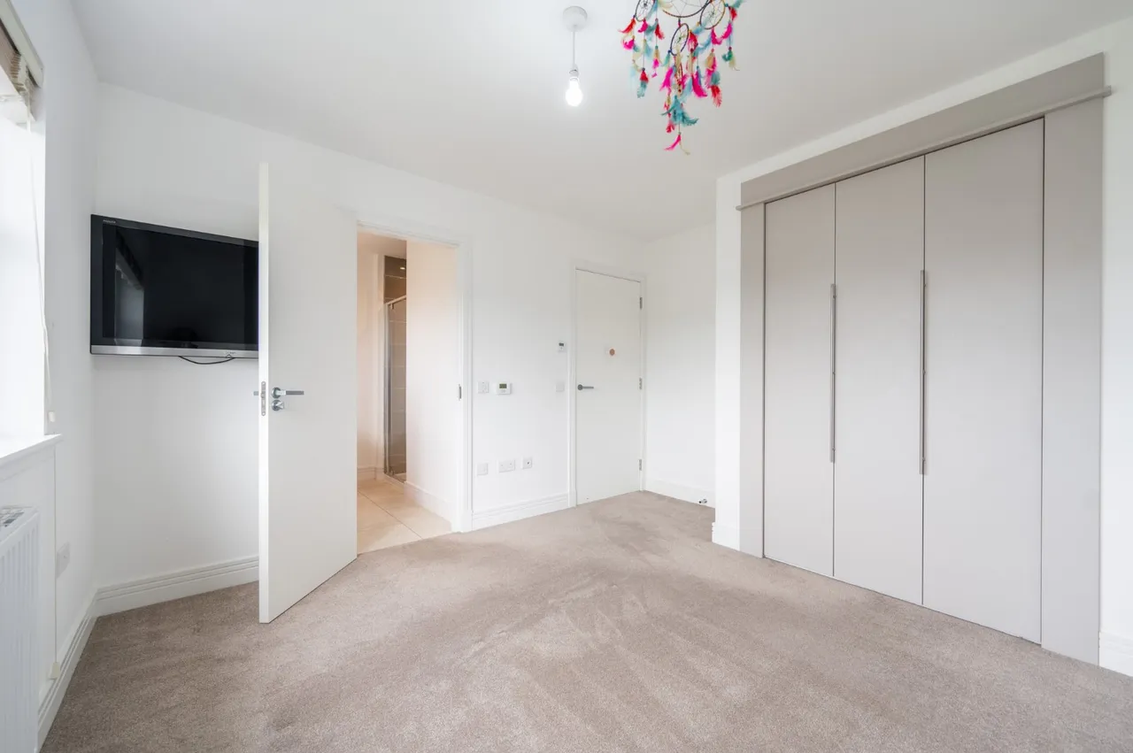 Raeside Grove, Newton Mearns, G77, photo 9