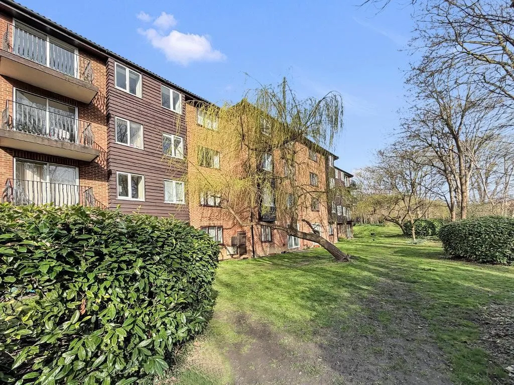 1 bed flat to rent, Steep Hill, Croydon