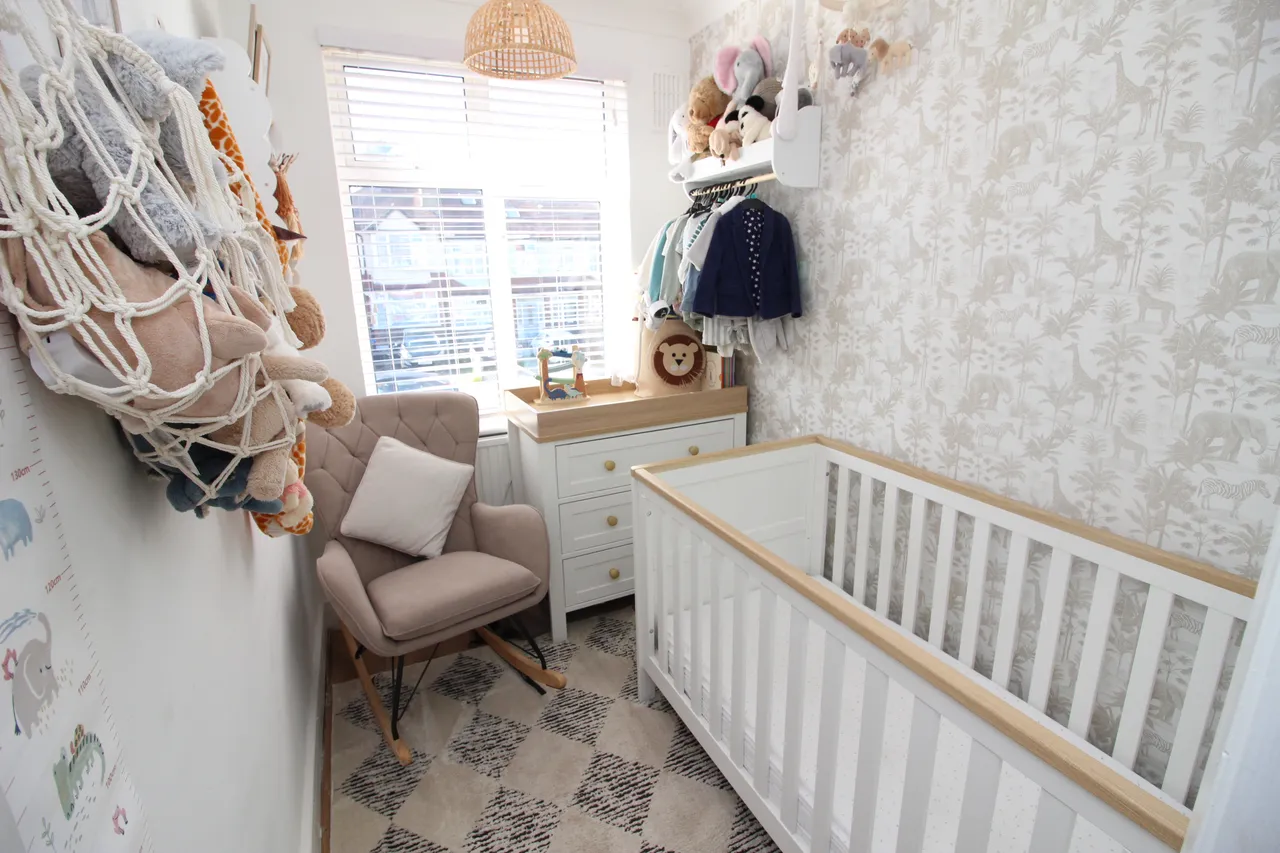 Stoneleigh Avenue, WORCESTER PARK, Surrey, Worcester Park, KT48XX, photo 12