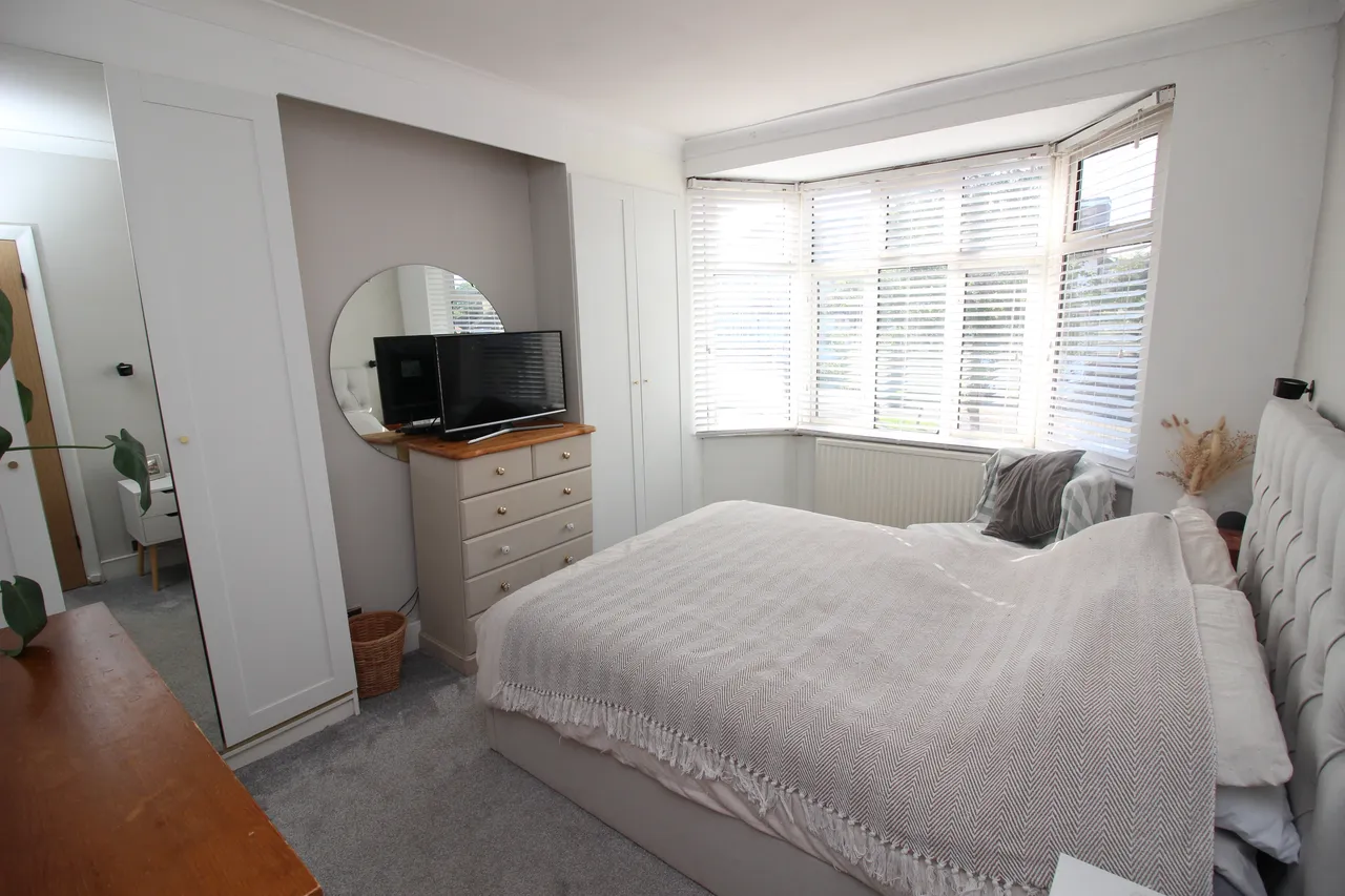 Stoneleigh Avenue, WORCESTER PARK, Surrey, Worcester Park, KT48XX, photo 10