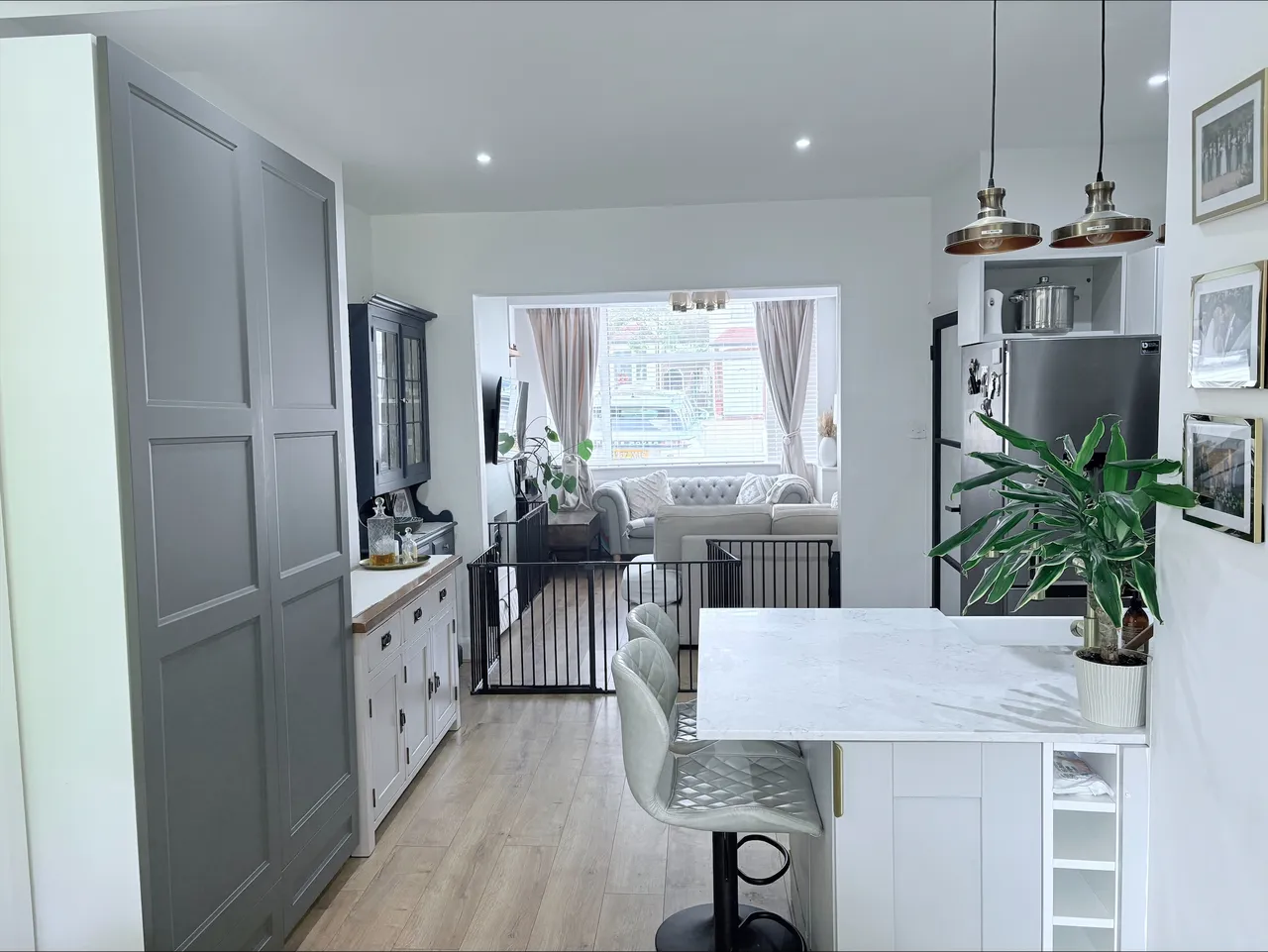 Stoneleigh Avenue, WORCESTER PARK, Surrey, Worcester Park, KT48XX, photo 3