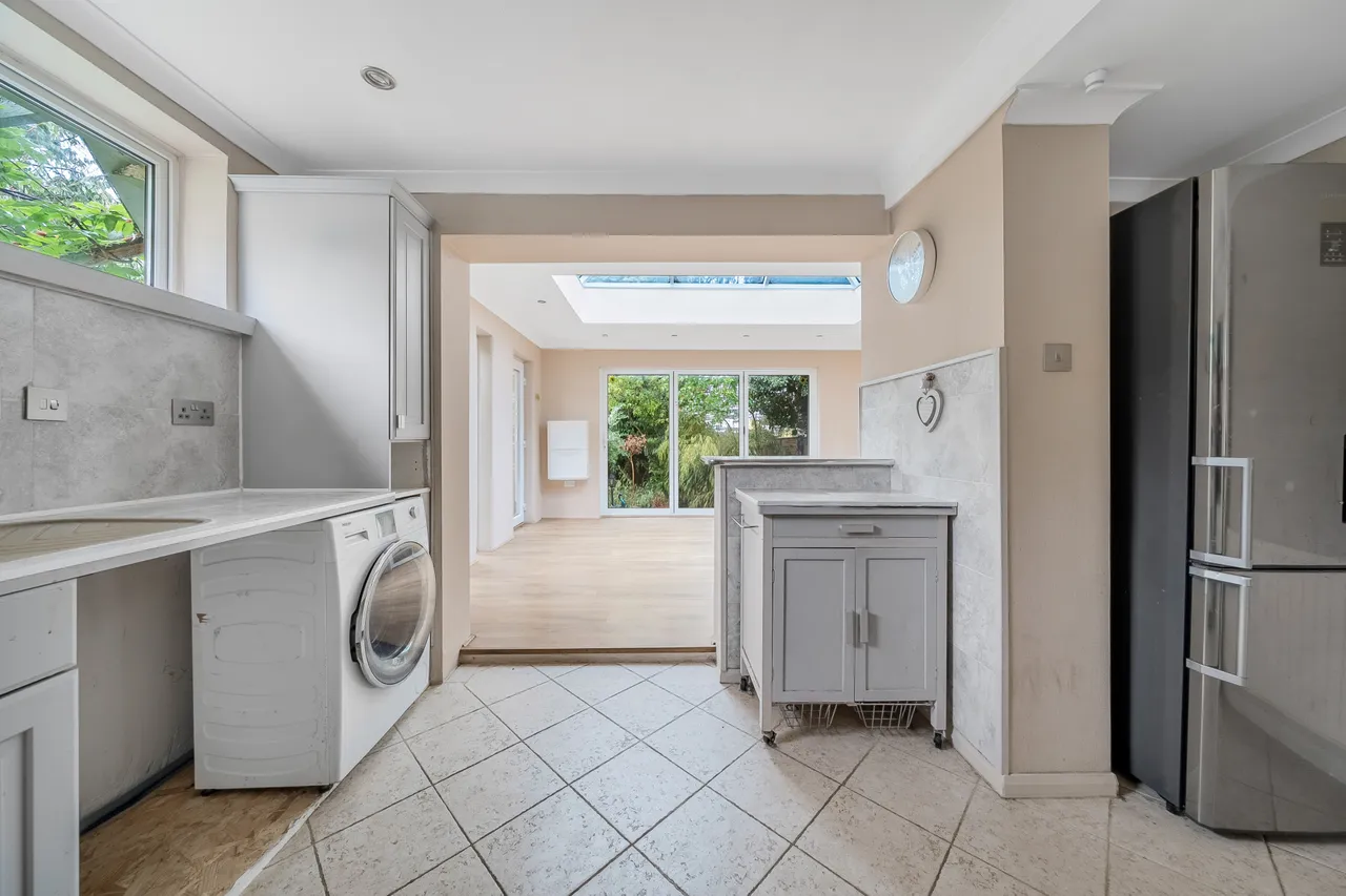 Thames Close, Chertsey, KT16, photo 6