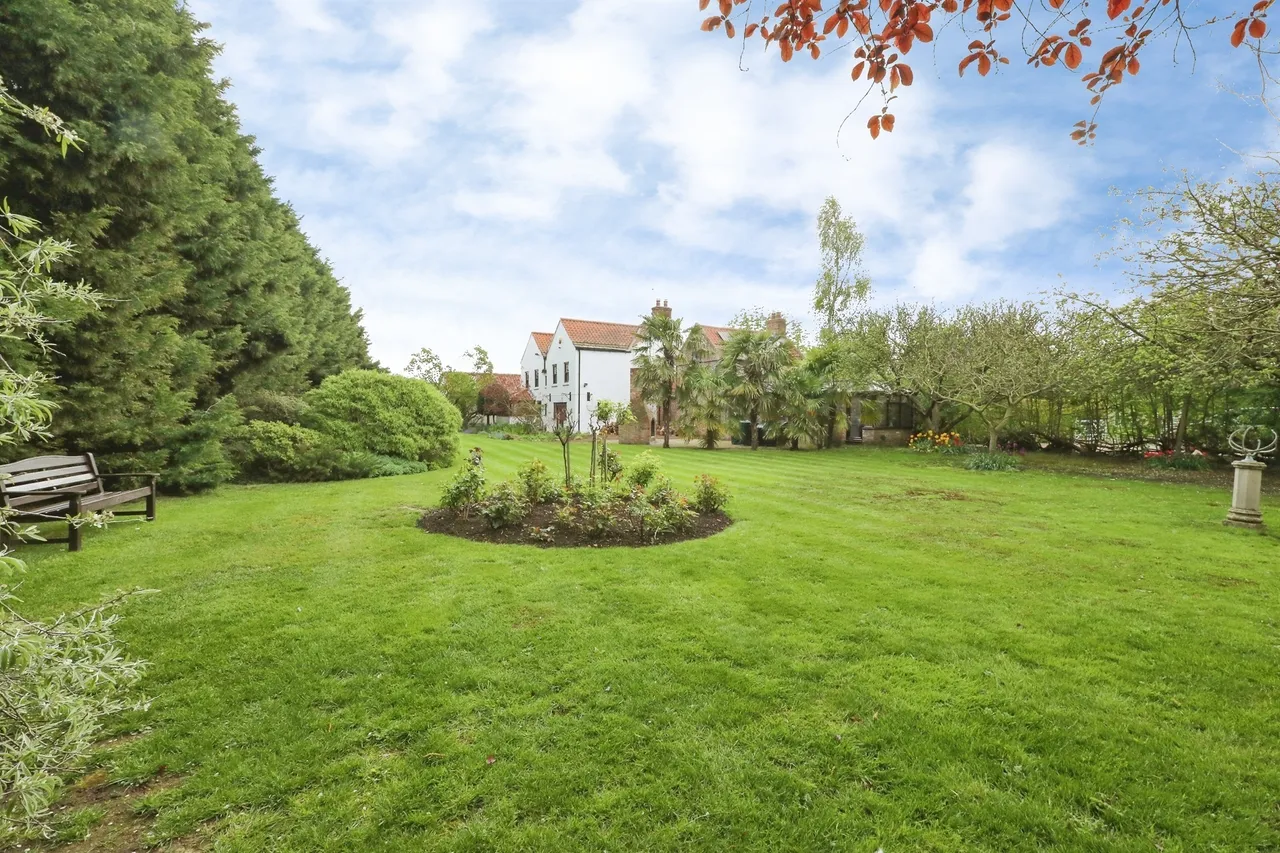 The Green, Misson, Doncaster, photo 8