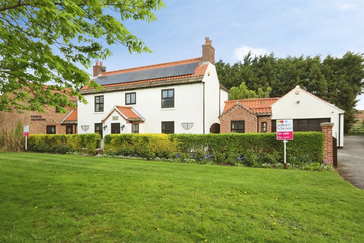 4 bed house for sale — The Green, Misson, Doncaster