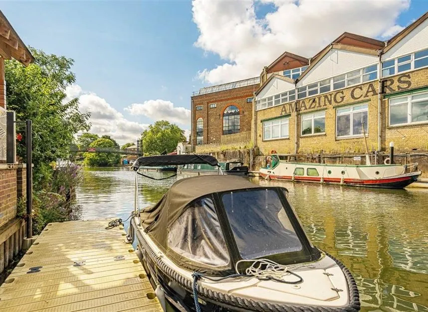 The Island, Thames Ditton, KT7, photo 8