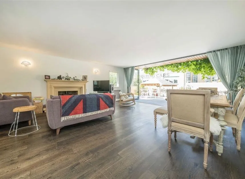 The Island, Thames Ditton, KT7, photo 5