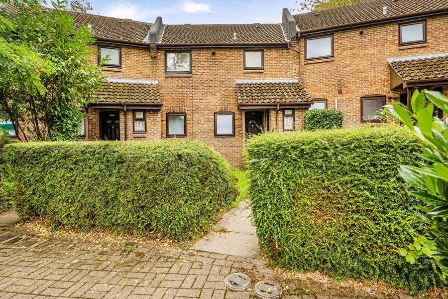 Nottingham Close, Woking, GU21, photo 19