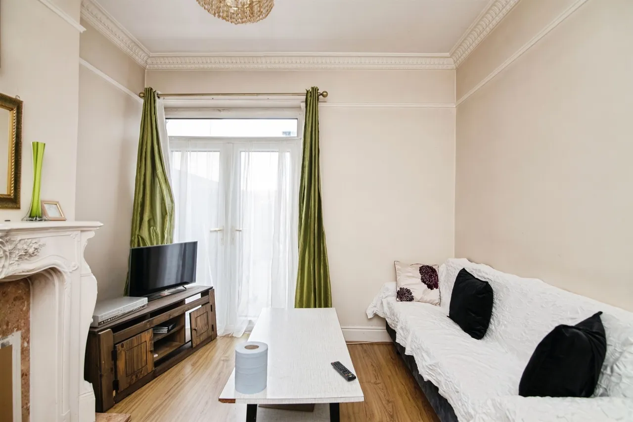 Bearwood Road, Smethwick, B66, photo 9