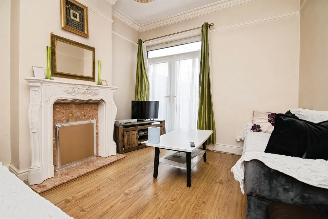 Bearwood Road, Smethwick, B66, photo 8