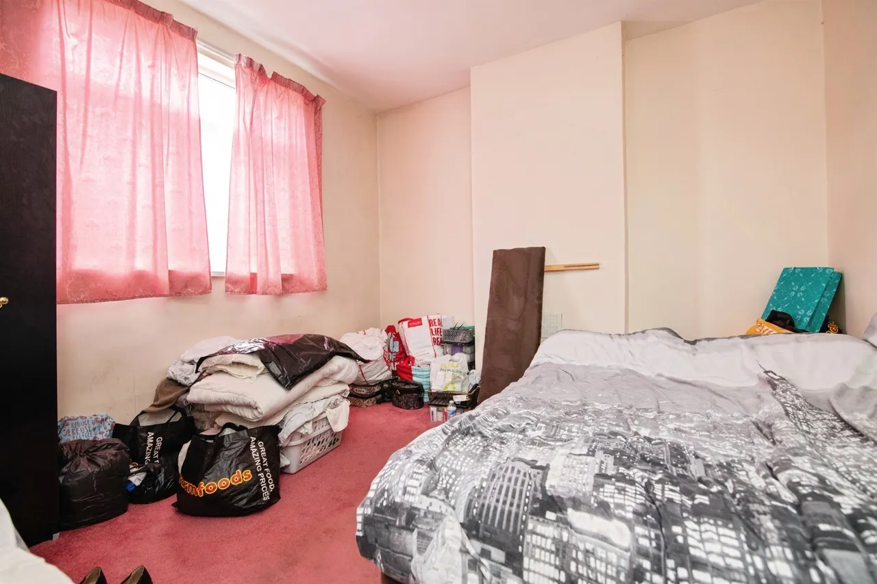 Bearwood Road, Smethwick, B66, photo 14