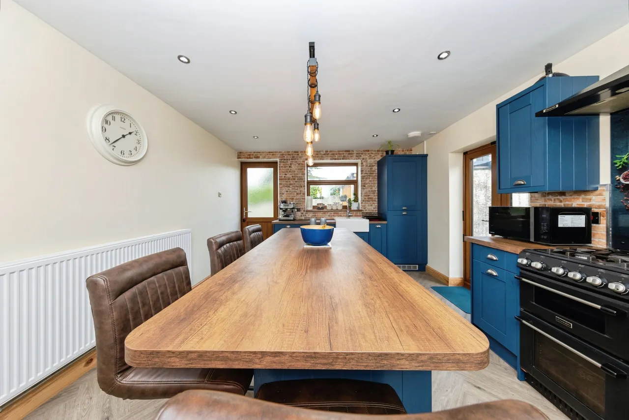Capel Seion Road, Llanelli, SA15, photo 8