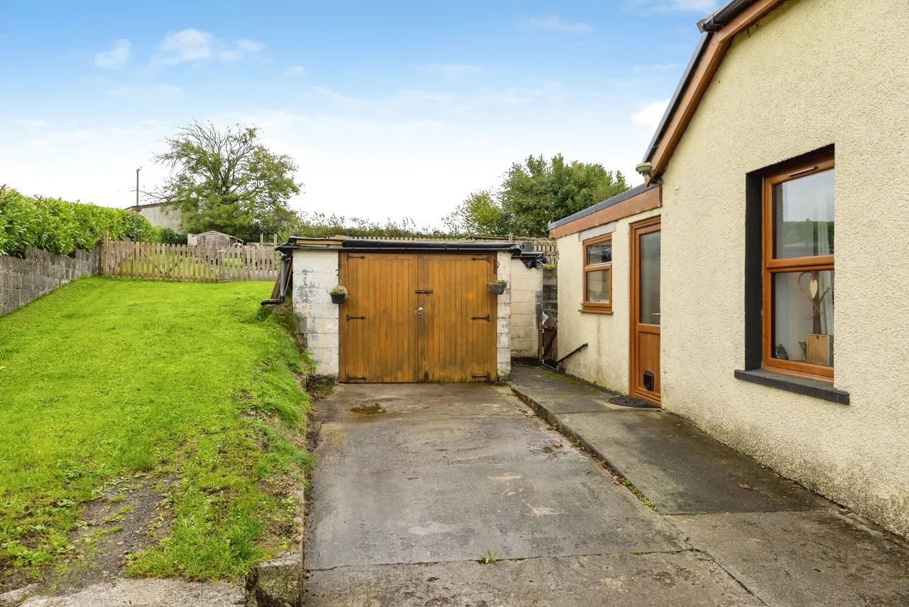 Capel Seion Road, Llanelli, SA15, photo 45