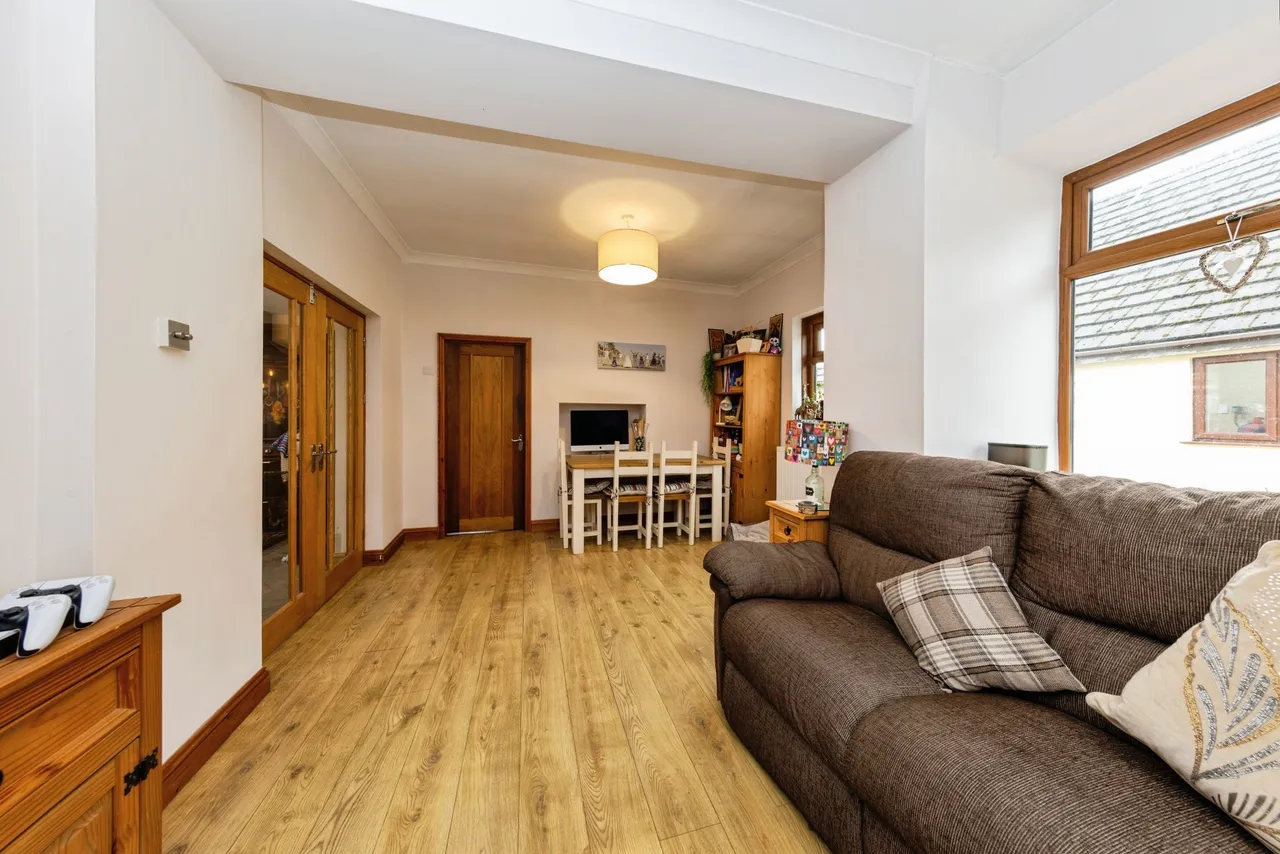Capel Seion Road, Llanelli, SA15, photo 18