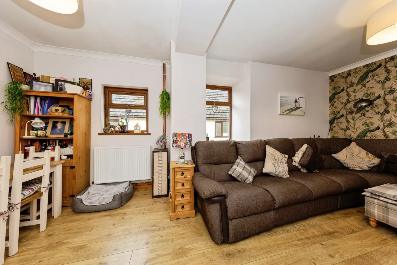 Capel Seion Road, Llanelli, SA15, photo 15