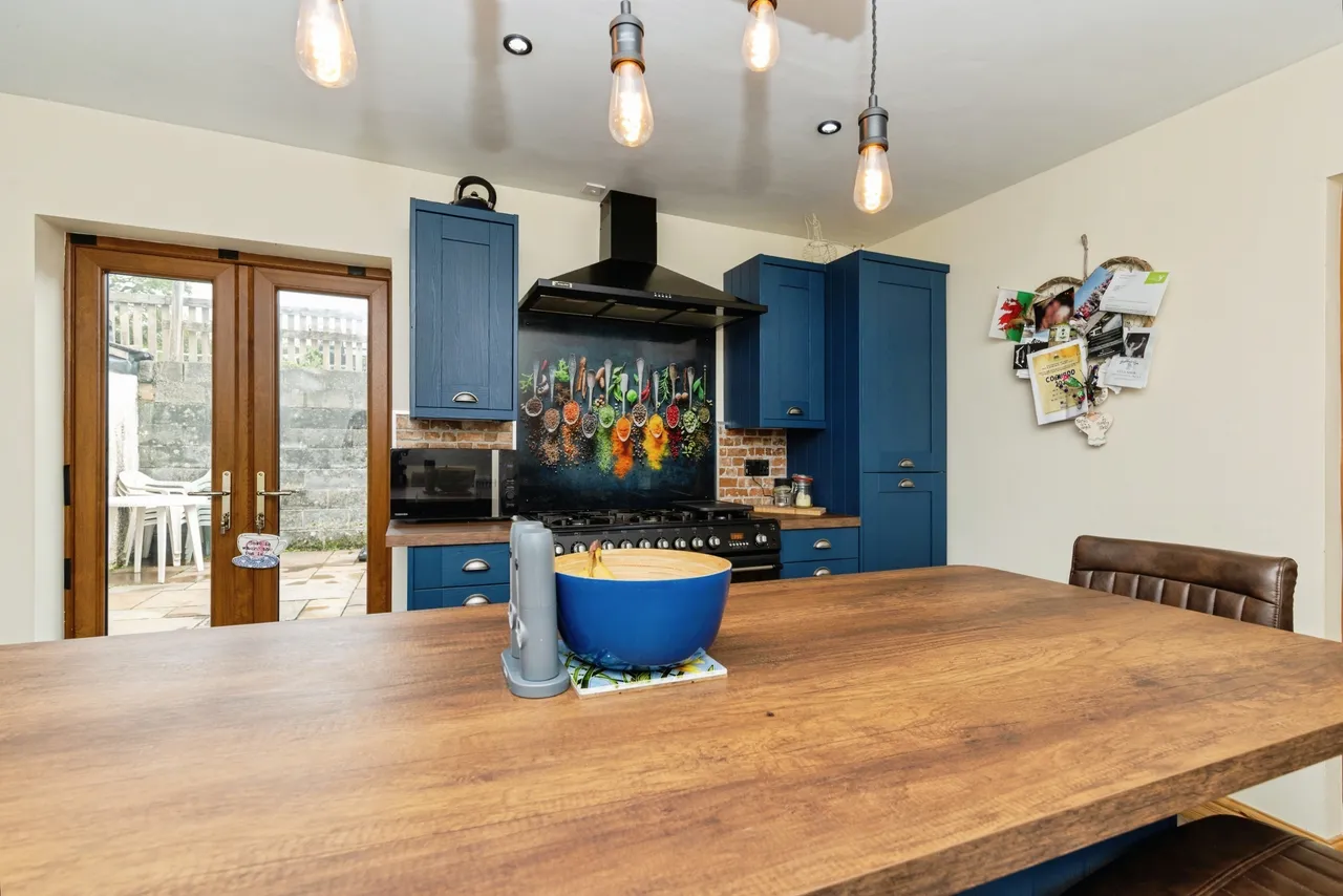 Capel Seion Road, Llanelli, SA15, photo 12