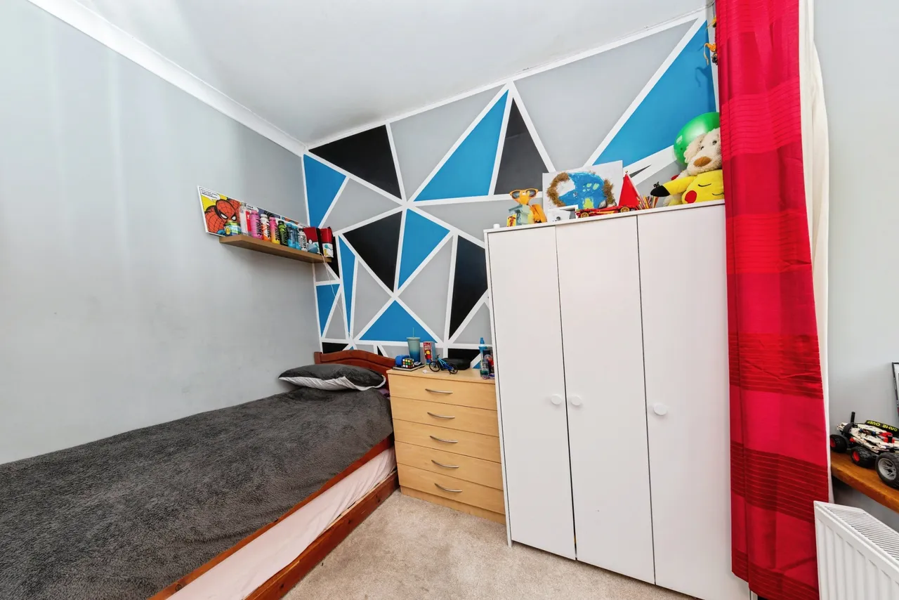 Capel Seion Road, Llanelli, SA15, photo 29