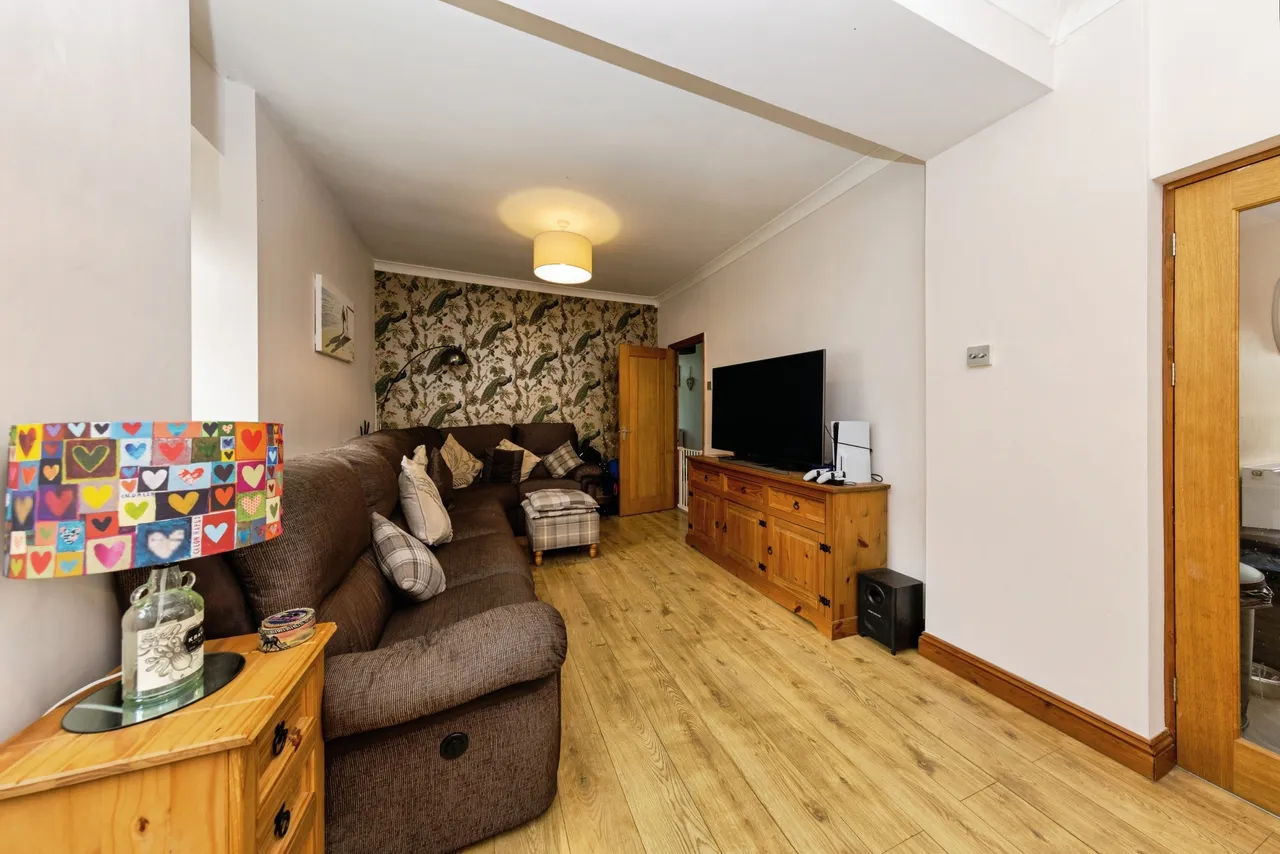 Capel Seion Road, Llanelli, SA15, photo 17