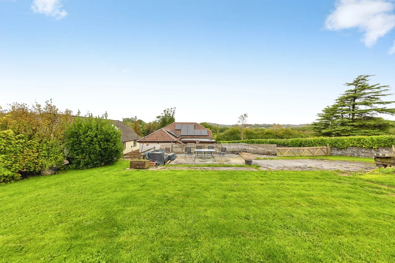 Capel Seion Road, Llanelli, SA15, photo 36