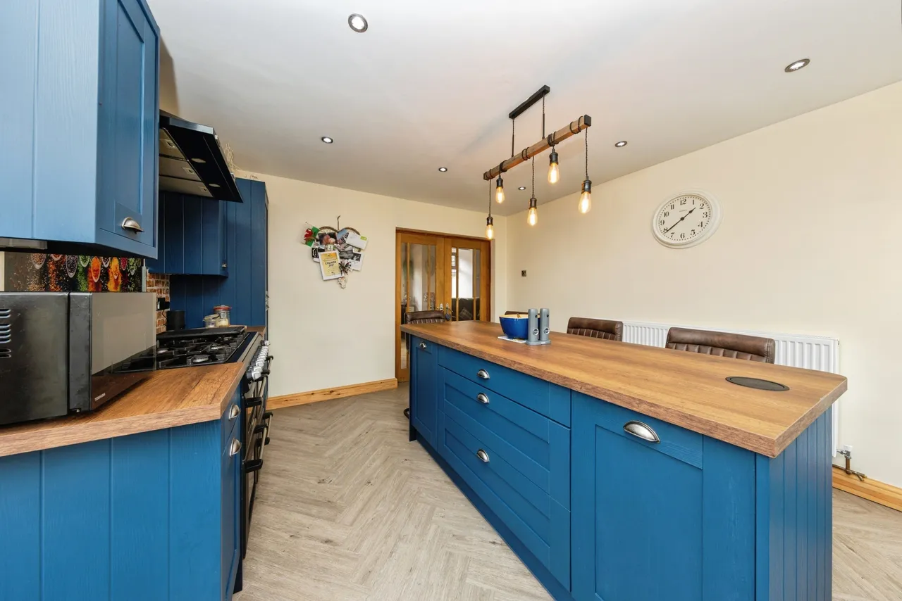 Capel Seion Road, Llanelli, SA15, photo 13