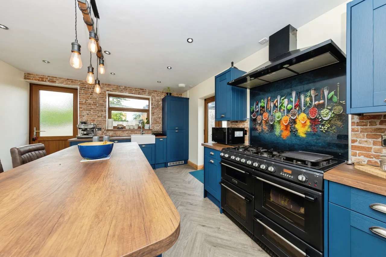 Capel Seion Road, Llanelli, SA15, photo 9