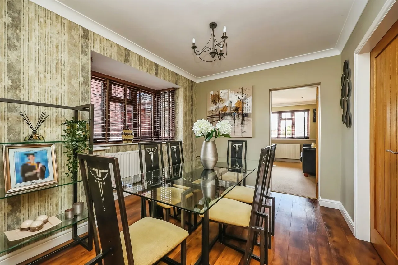 Adams Court, Ilkeston, DE7, photo 6