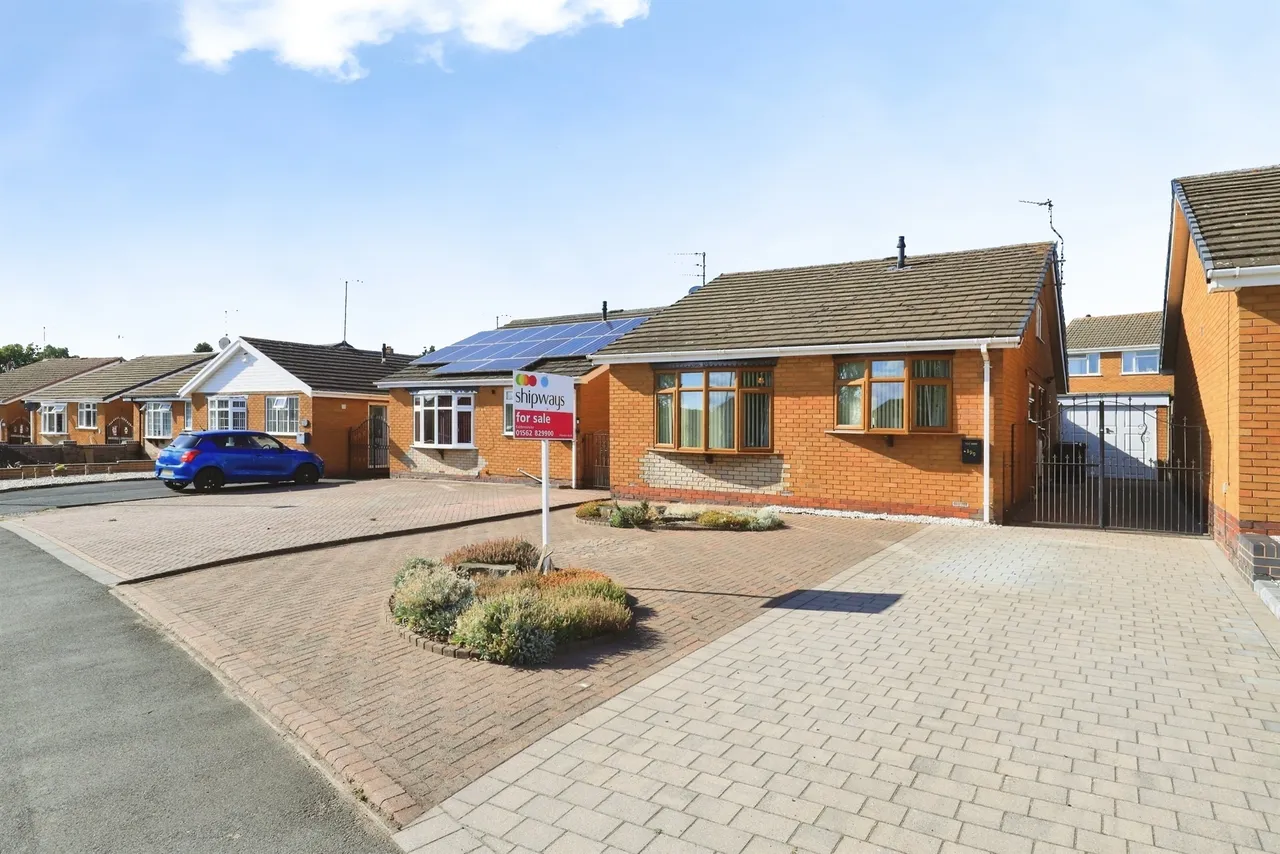 2 bed house for sale, Tennyson Way, Kidderminster, DY10