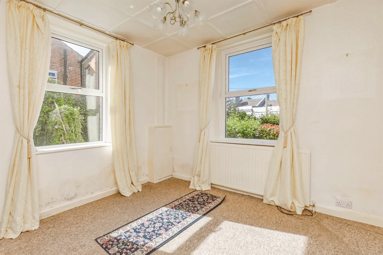 Stonefield Road, Hastings, TN34, photo 3