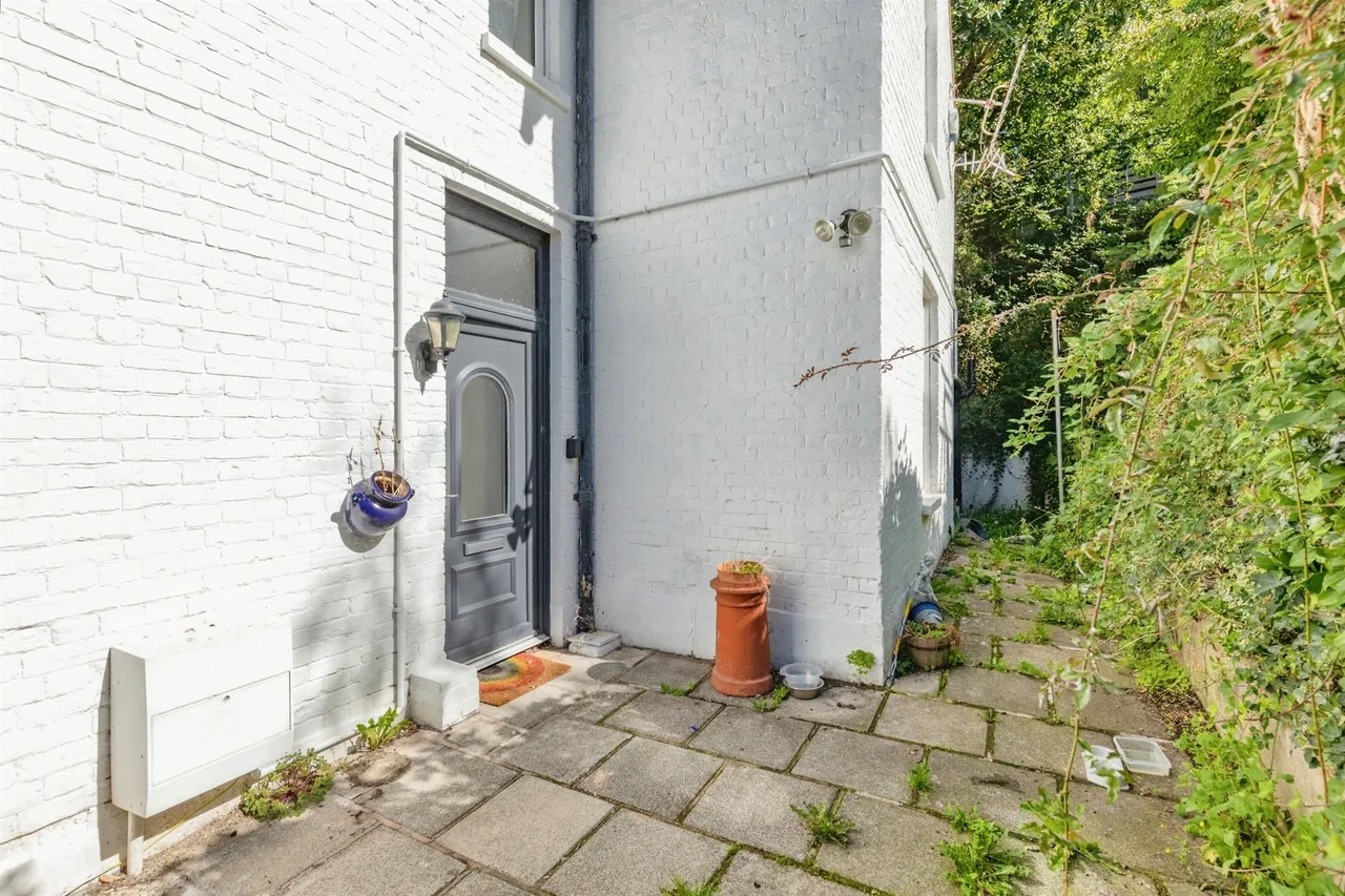 Stonefield Road, Hastings, TN34, photo 16