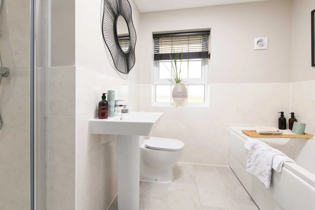 Rempstone Road, LE12, photo 9