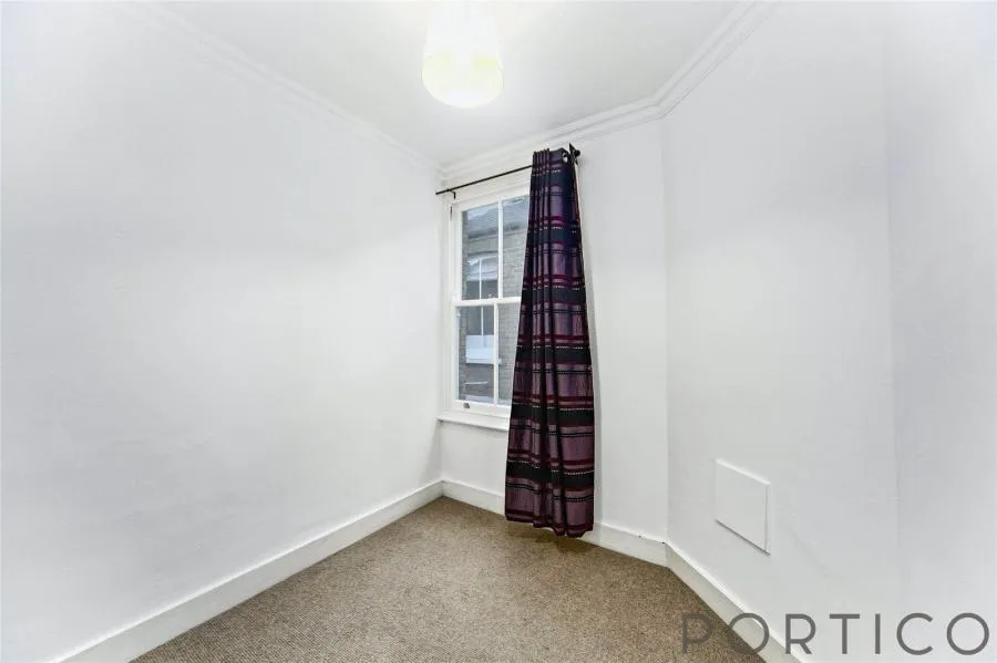 Marcus Street, London, SW18, photo 5
