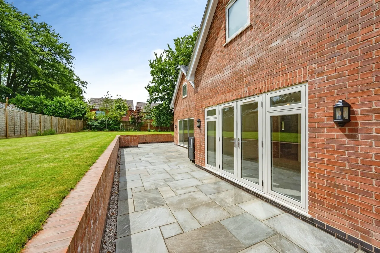 Old Derby Road, Ashbourne, DE6, photo 15