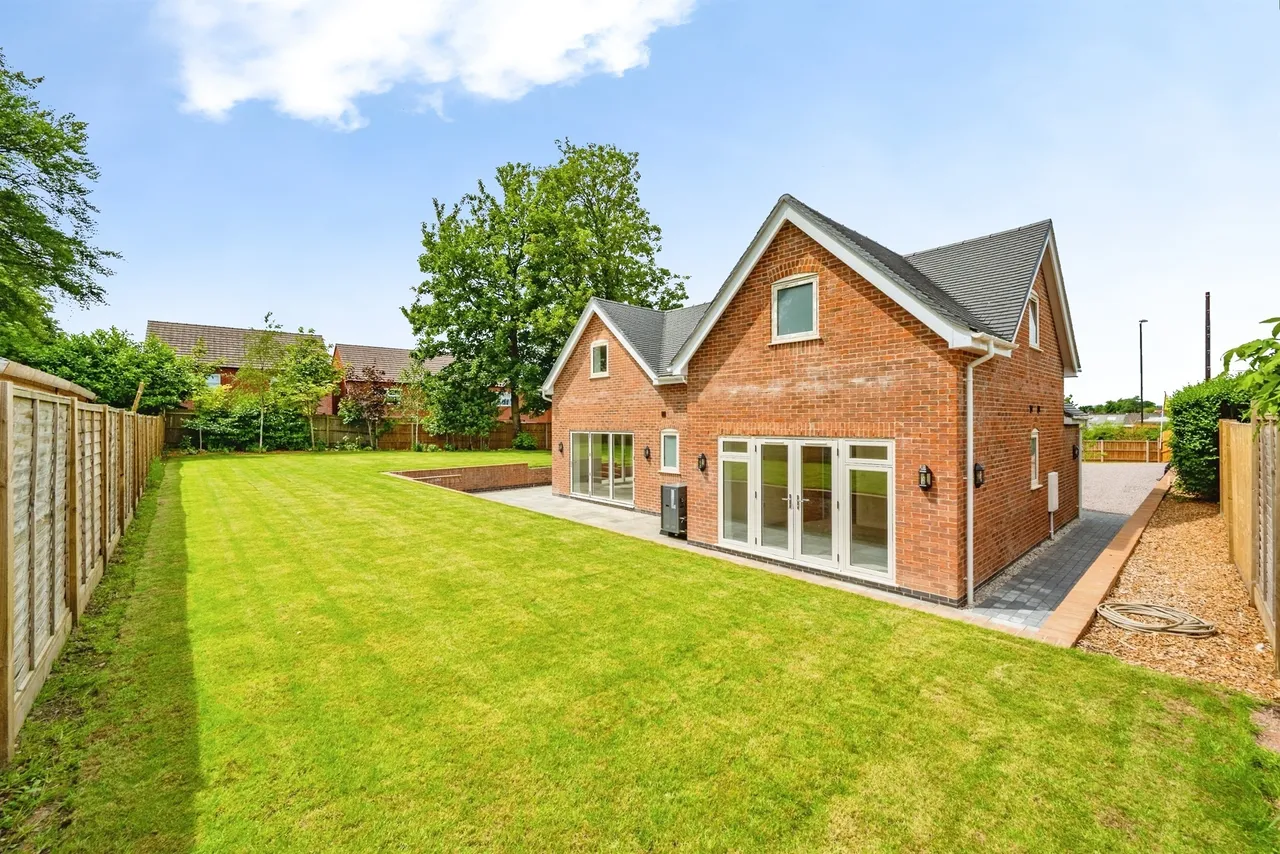 Old Derby Road, Ashbourne, DE6, photo 17