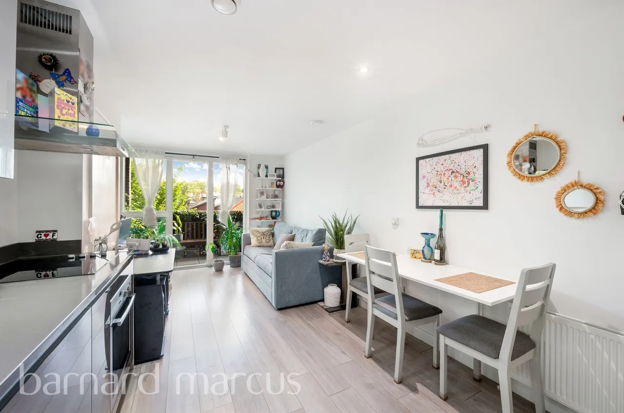 Roehampton Lane, London, SW15, photo 10