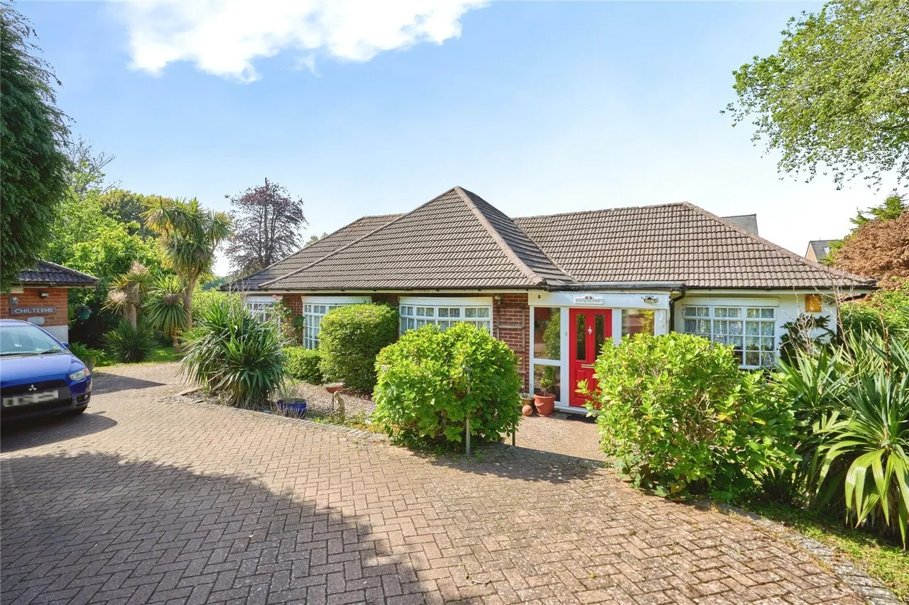 4 bed house for sale, Melville Street, Sandown, PO36