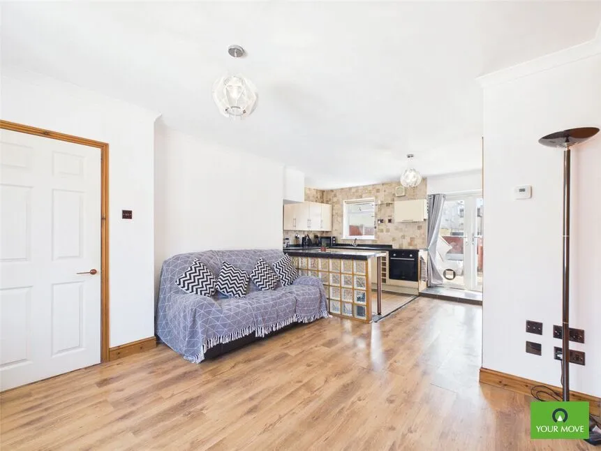 Aveley Road, Romford, RM1, photo 2
