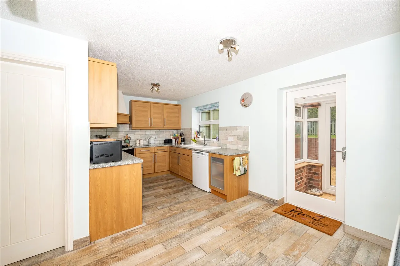 Ettingley Close, Wirehill, Redditch, Worcestershire, B98 7UF, photo 6