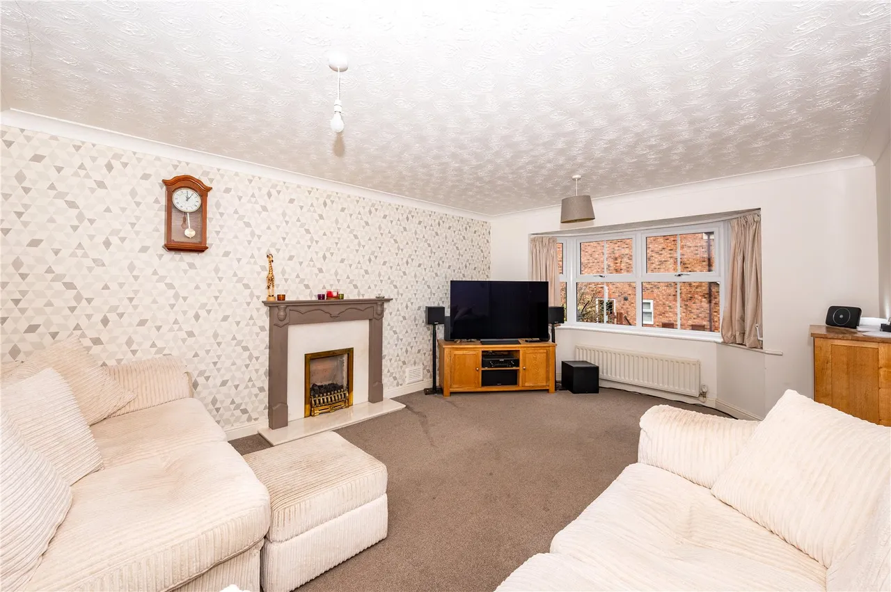 Ettingley Close, Wirehill, Redditch, Worcestershire, B98 7UF, photo 2