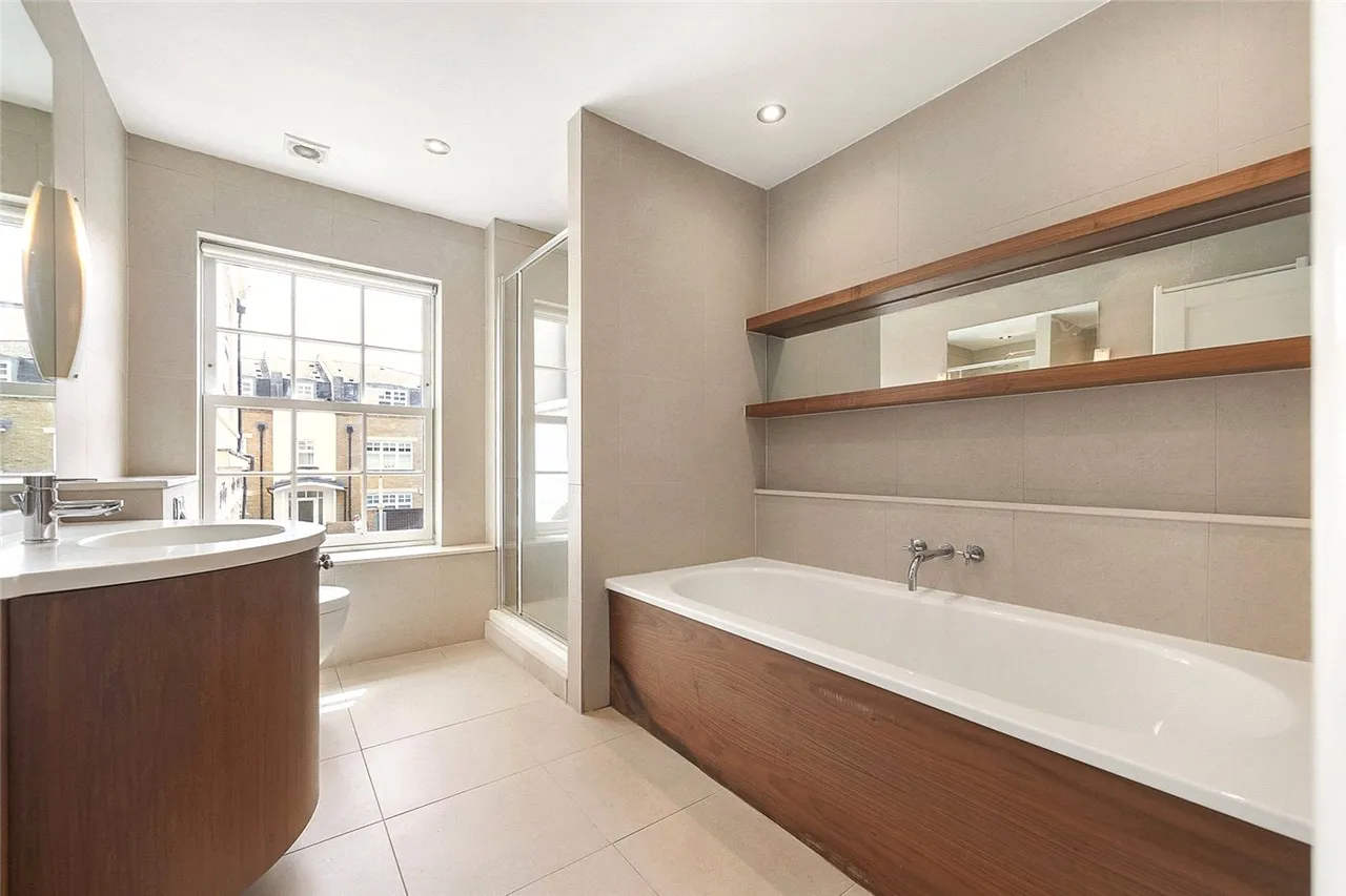Sadlers Gate Mews, Commondale, SW15, photo 6