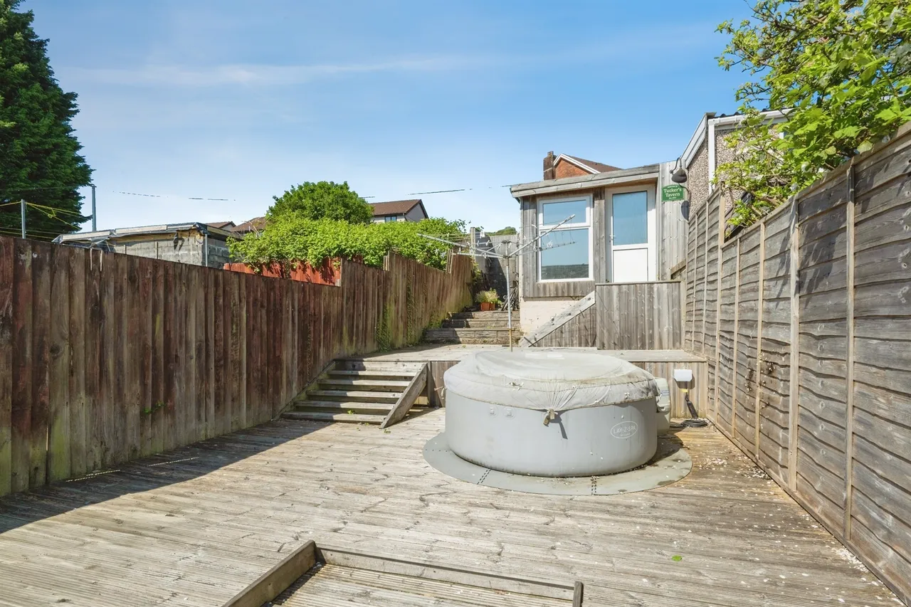 Neath Road, Swansea, SA6, photo 5