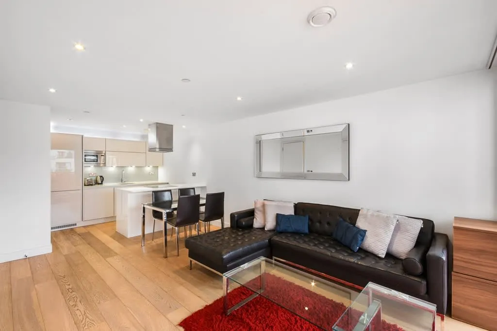 Commercial Street, E1, photo 8