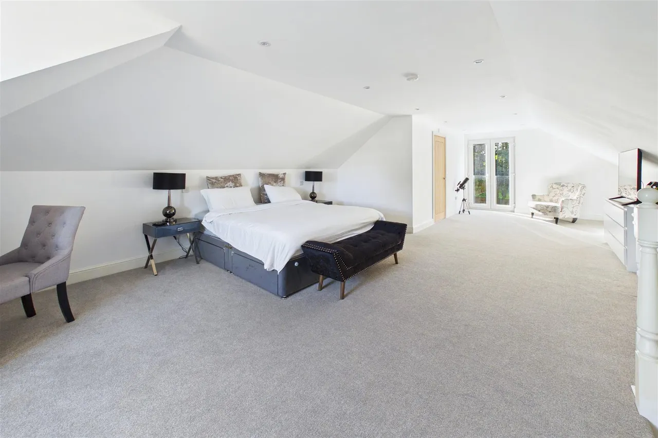High Road, Roydon, IP22, photo 4