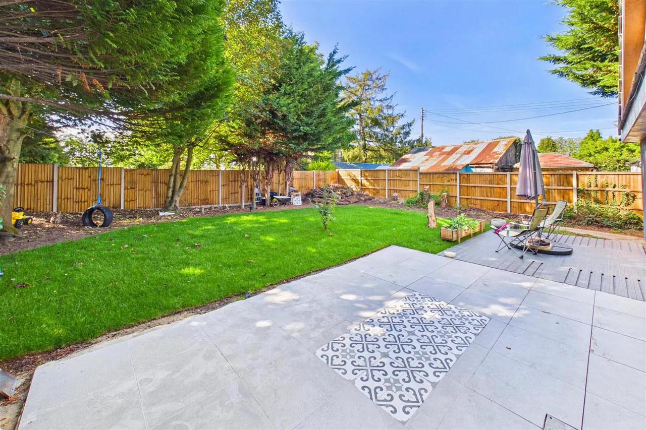 High Road, Roydon, IP22, photo 3