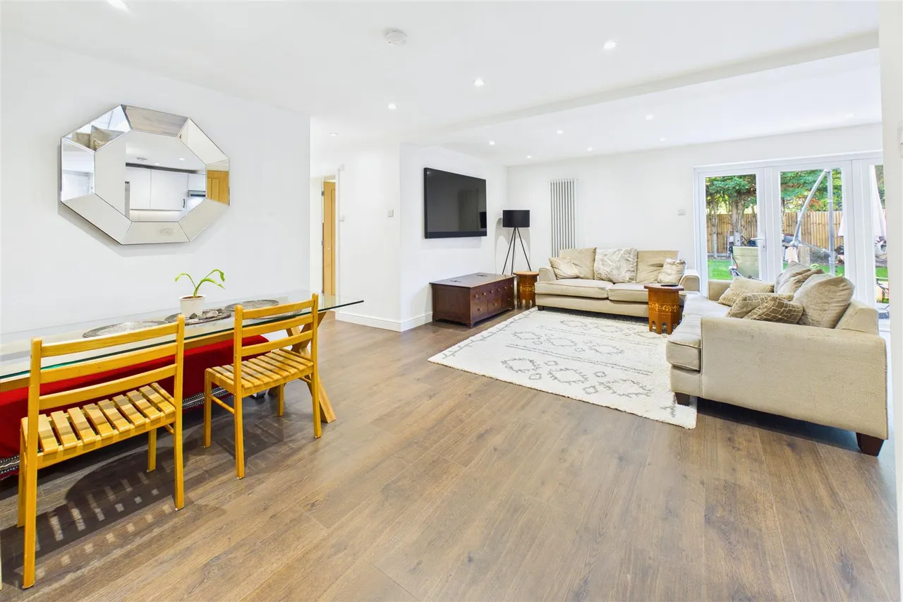 High Road, Roydon, IP22, photo 8